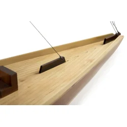 Modelbd - Endeavour Classic Wood