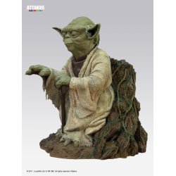 Star Wars: The Empire Strikes Back - Yoda Using the Force Statue