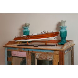 Modelb�d - Riva Aquarama