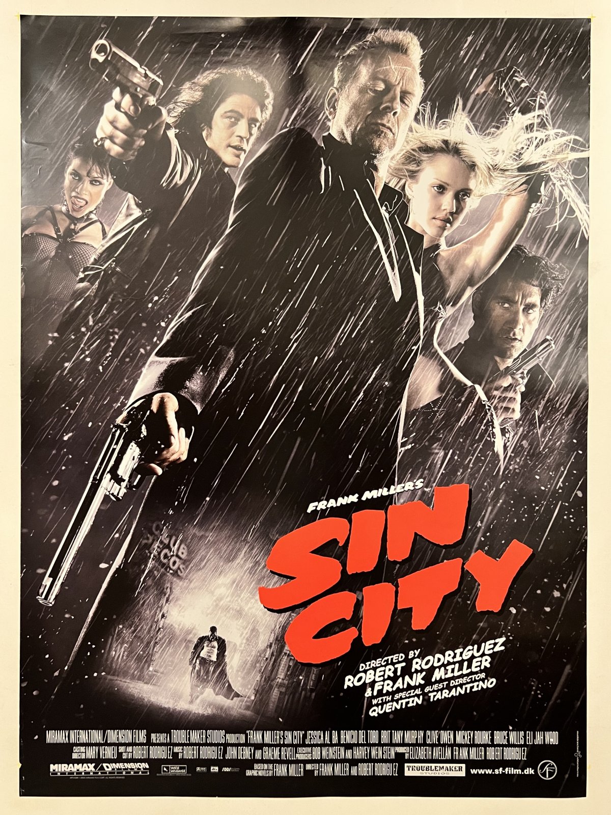 sin-city-00-erne-filmplakaten-com