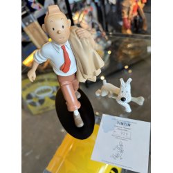Tintin Med Terry "Globe Trotter" 20cm Figur - Fra 2004