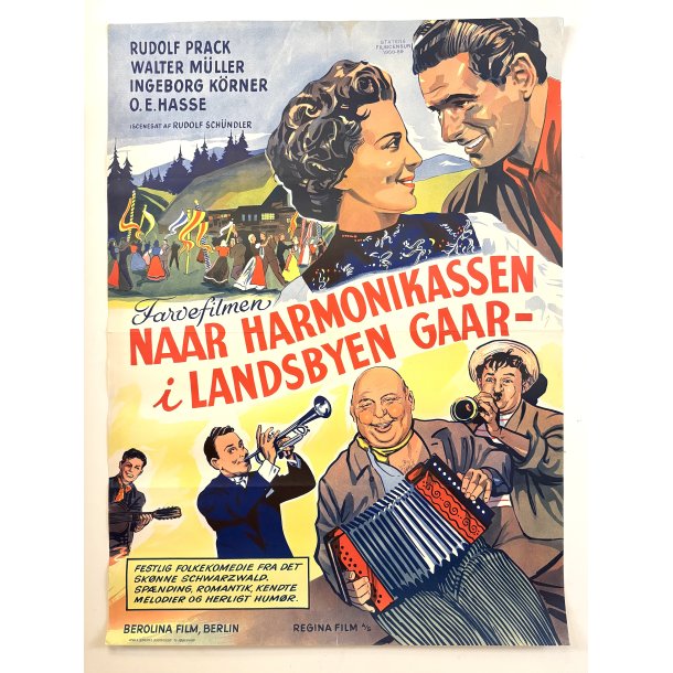Naar Harmonikassen I Landsbyen Gaar