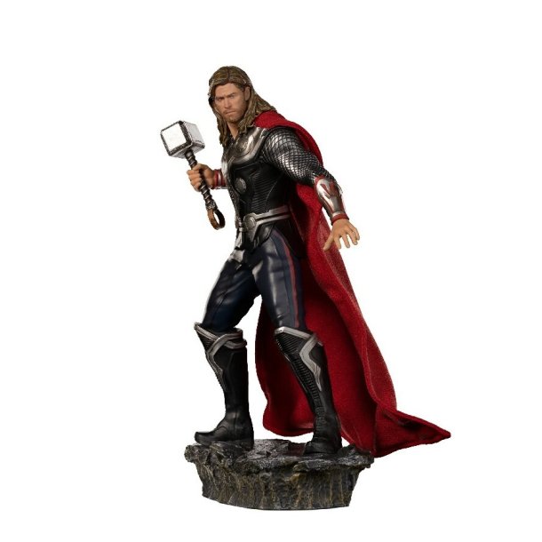 Marvel: Thor Battle of NY 1:10 Scale Statue