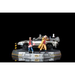 Back to the Future 2: Deluxe DeLorean Full Set 1:10 Scale Statue