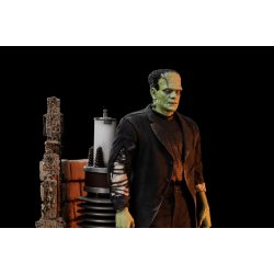 Universal Monsters: Frankenstein Monster Deluxe 1:10 Scale Statue