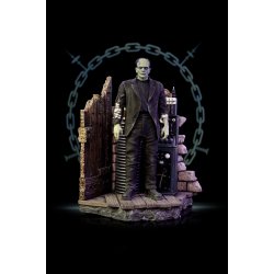 Universal Monsters: Frankenstein Monster Deluxe 1:10 Scale Statue