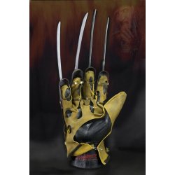 A Nightmare on Elm Street: Freddy's Glove Prop Replica