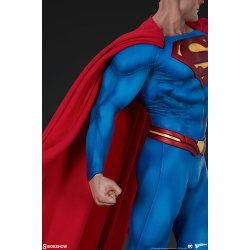 DC Comics: Superman Premium 1:4 Scale Statue