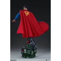 DC Comics: Superman Premium 1:4 Scale Statue