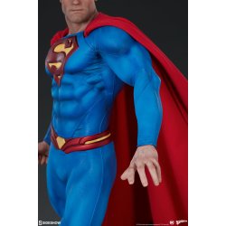 DC Comics: Superman Premium 1:4 Scale Statue