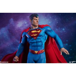 DC Comics: Superman Premium 1:4 Scale Statue