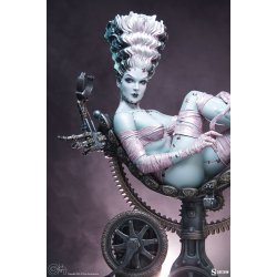 Olivia de Berardinis: Frankie Reborn Statue