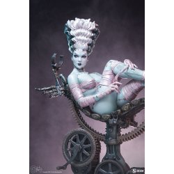 Olivia de Berardinis: Frankie Reborn Statue