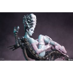Olivia de Berardinis: Frankie Reborn Statue