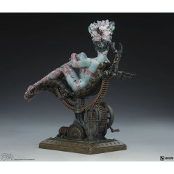 Olivia de Berardinis: Frankie Reborn Statue