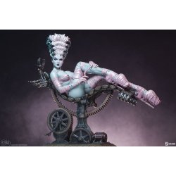 Olivia de Berardinis: Frankie Reborn Statue