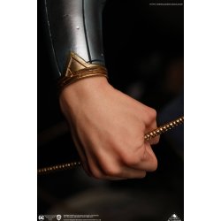 DC Comics: Wonder Woman 1:4 Scale Statue