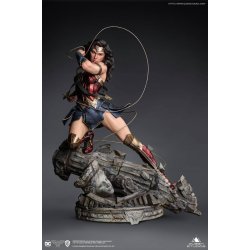 DC Comics: Wonder Woman 1:4 Scale Statue