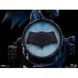 Zack Snyder's Justice League Deluxe Art Scale Statue 1/10 Batman on Batsignal 28 cm