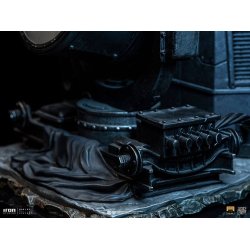 Zack Snyder's Justice League Deluxe Art Scale Statue 1/10 Batman on Batsignal 28 cm