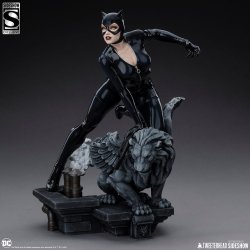 Catwoman - DC Comics Maquette 1/4 Scale (47 cm)